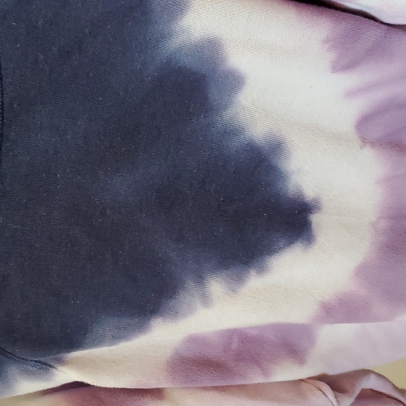 Aerie Sweatshirt with Matching Leggins - Picture 3 of 6